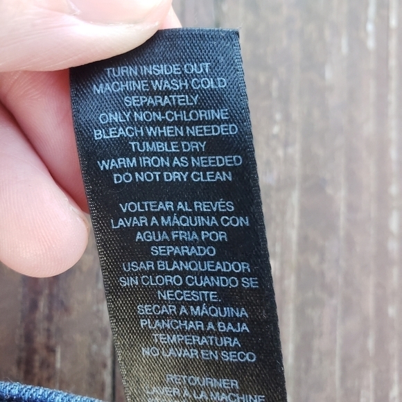 Chico's So Lifting Slim Leg Denim Blue Jeans Women's Small (4) Pants Sandblast - Picture 8 of 8